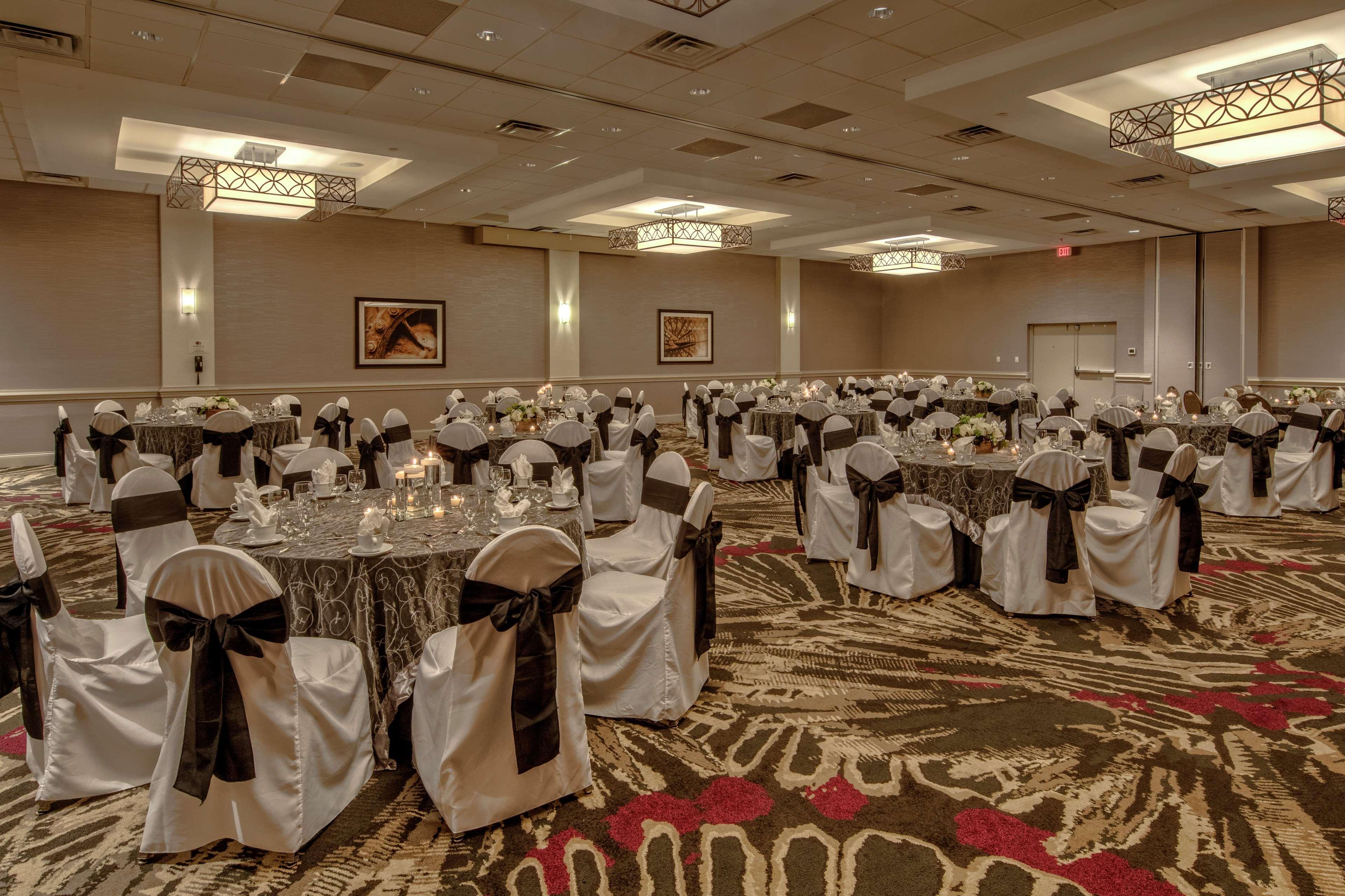 Doubletree By Hilton Decatur Riverfront Dış mekan fotoğraf
