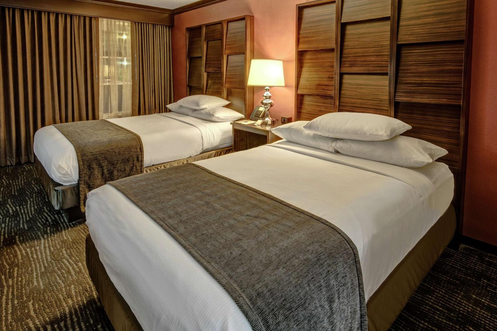 Doubletree By Hilton Decatur Riverfront Dış mekan fotoğraf