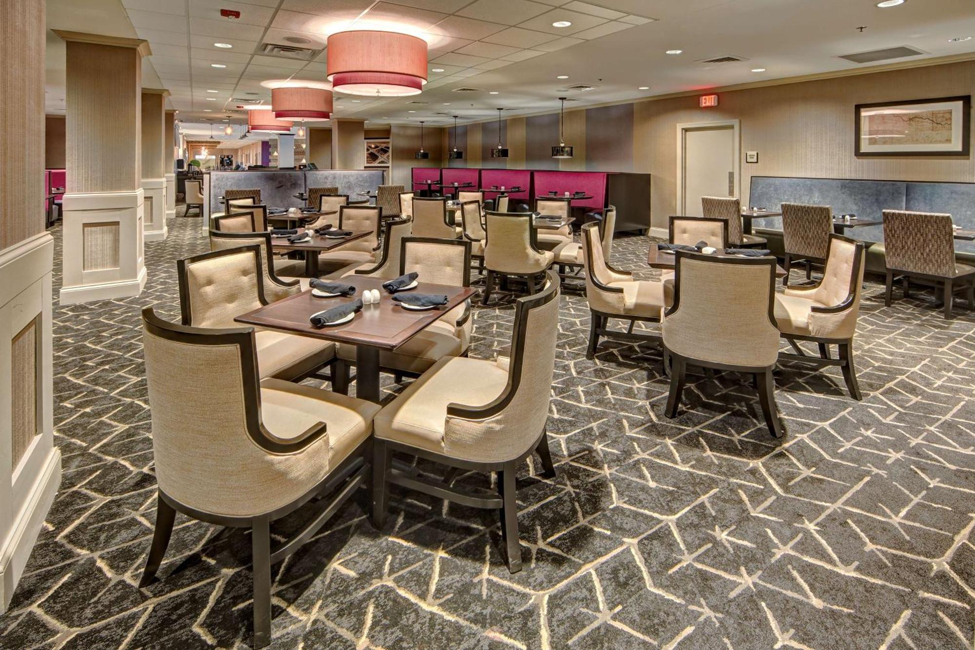Doubletree By Hilton Decatur Riverfront Dış mekan fotoğraf